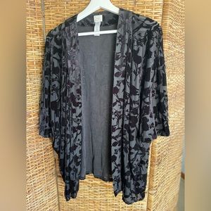 a. New day OSFM, Black see through velvet shrug